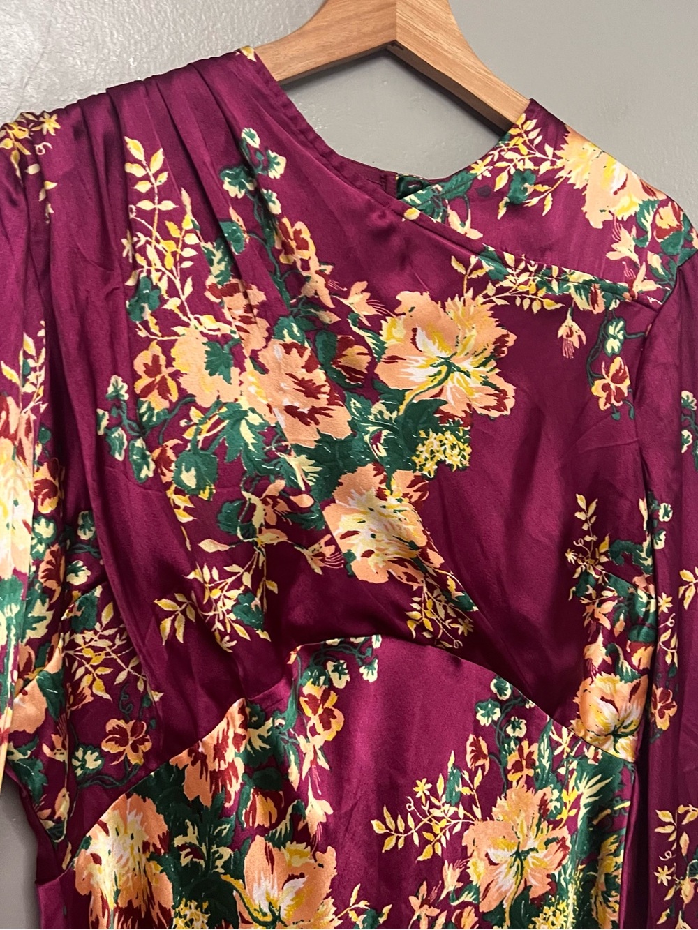 NWOT ASOS DESIGN Petite High Neck Bias Cut Maxi Satin Dress Floral Print 12 - Picture 4 of 13